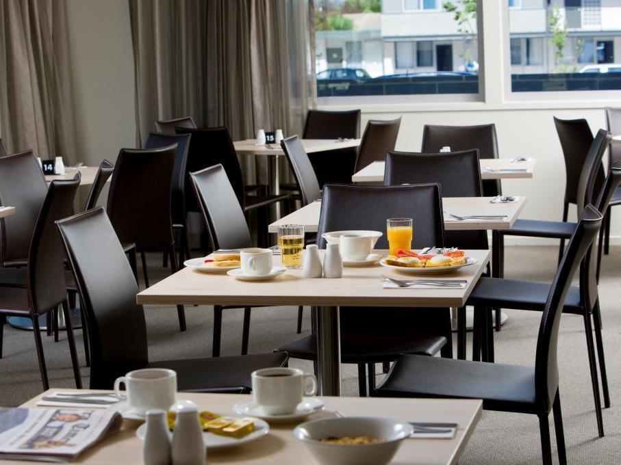 Ibis Styles Canberra Tall Trees Extérieur photo