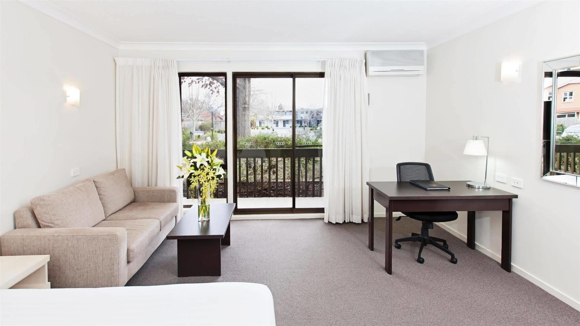 Tall Trees Ainslie Motel Canberra Extérieur photo