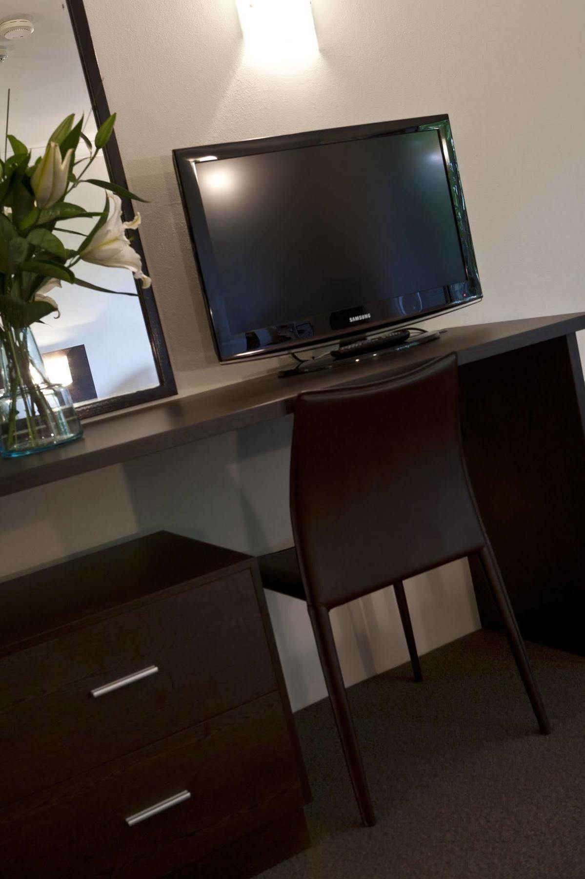 Ibis Styles Canberra Tall Trees Extérieur photo