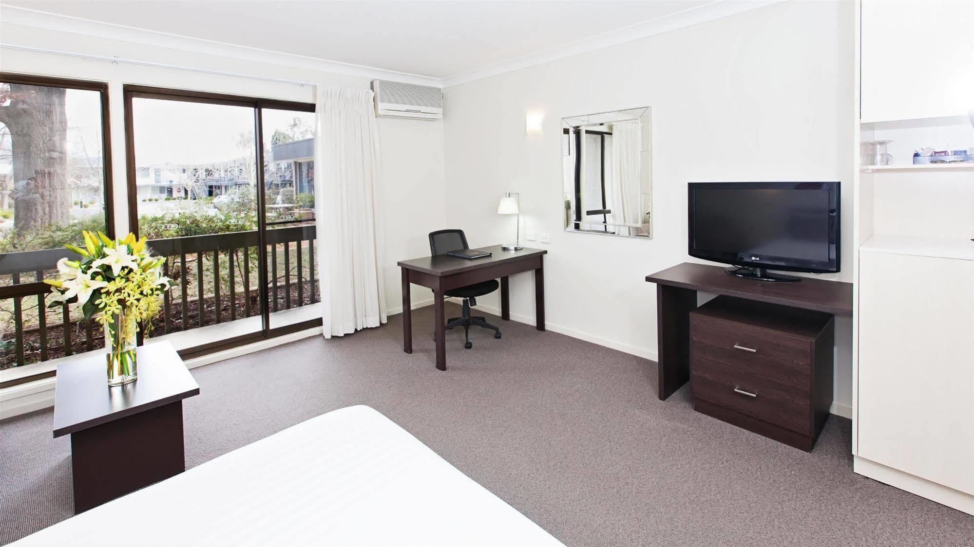 Tall Trees Ainslie Motel Canberra Extérieur photo