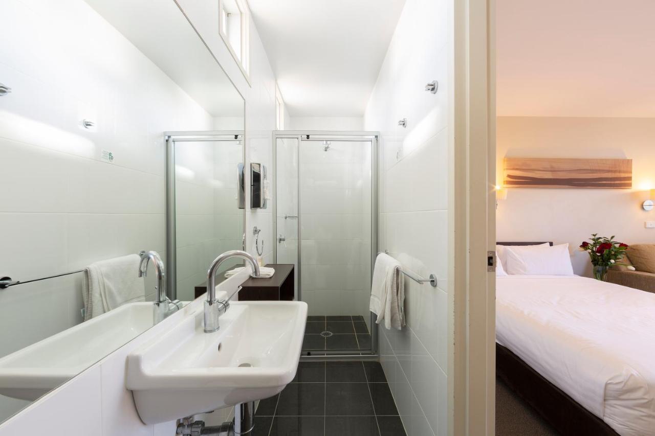 Ibis Styles Canberra Tall Trees Extérieur photo