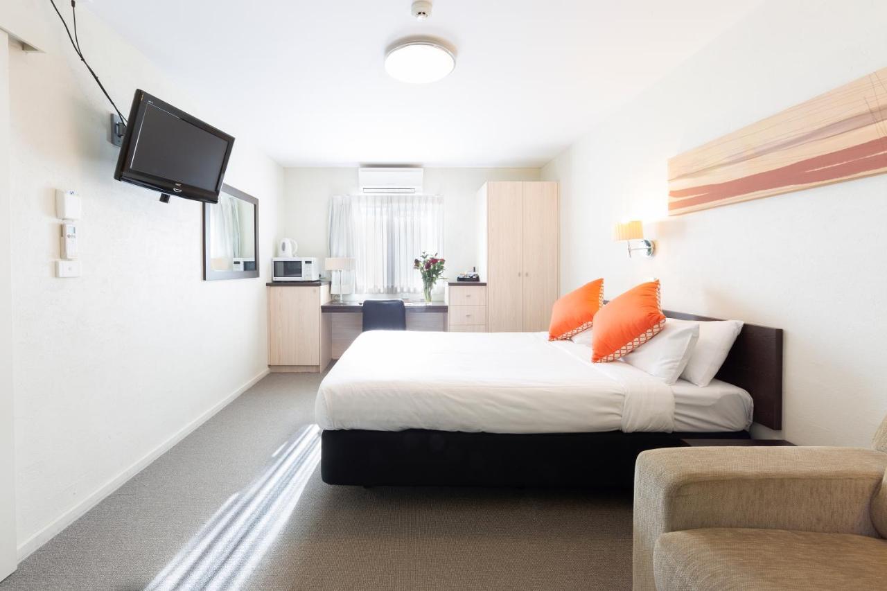 Ibis Styles Canberra Tall Trees Extérieur photo